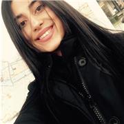 Studentessa di scienze dell'educazione impartisce principalmente materie letterarie